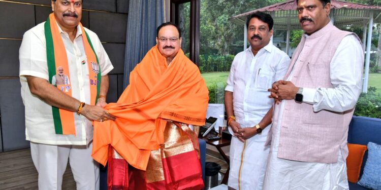 BJP’s Tamil Nadu Strategy Takes Shape: Nainar Nagendran Meets JP Nadda in New Delhi
