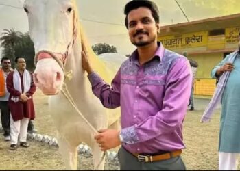 Panchayat Actor Aasif Khan Suffers Heart Attack at 34: Health Risks for Young Adults in Their 30s – July 17, 2025