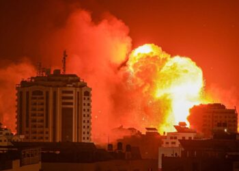 Israel-Hamas War: Ongoing Conflict and Stalled Ceasefire Talks Amid Rising Tensions
