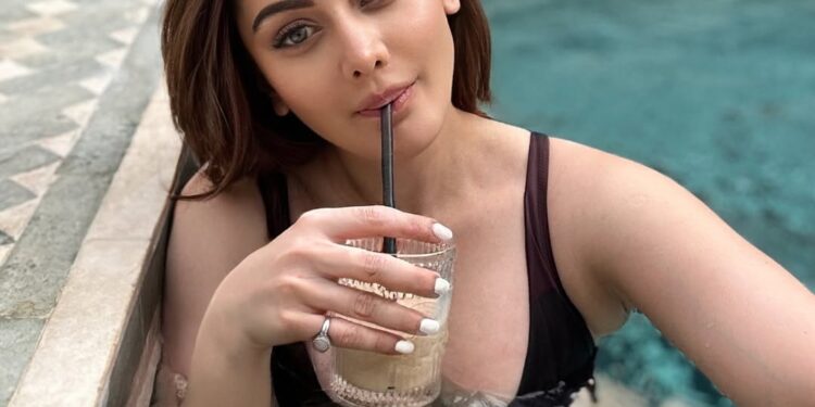 Tragic Death of Shefali Jariwala Highlights Risks of IV Beauty Treatments