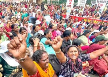 ASHA Workers: The Unsung Heroes of India’s Rural Healthcare Struggle for Fair Treatment