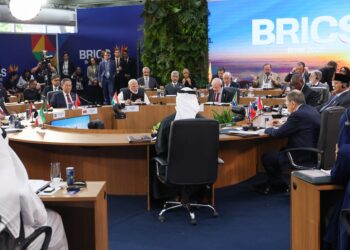 PM Narendra Modi Joins World Leaders for Group Photo at 17th BRICS Summit in Rio de Janeiro