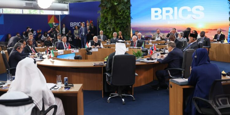 PM Narendra Modi Joins World Leaders for Group Photo at 17th BRICS Summit in Rio de Janeiro