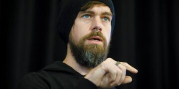 Jack Dorsey Launches Bitchat: A New Way to Message Without the Internet