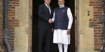 India and UK Sign Historic Free Trade Agreement, Bolstering Economic Ties