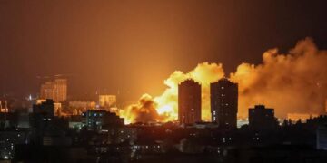 Buildings Burn as Russia Launches Fresh Wave of Attacks on Ukraine