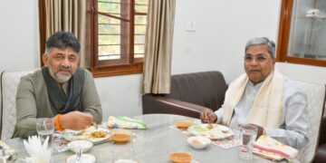 Breakfast Meeting Eases Tensions: Siddaramaiah and Shivakumar Strike Truce Amid Ongoing Power Tussle